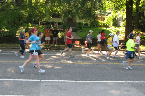 Marathon cheering