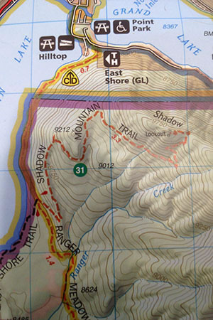 Topo map with 0.7 mile marking the distance on a section of the trail