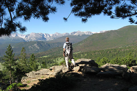 viewpoint of the peaks along the divide
